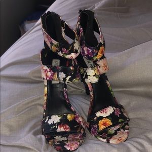 Flower Printed Heel